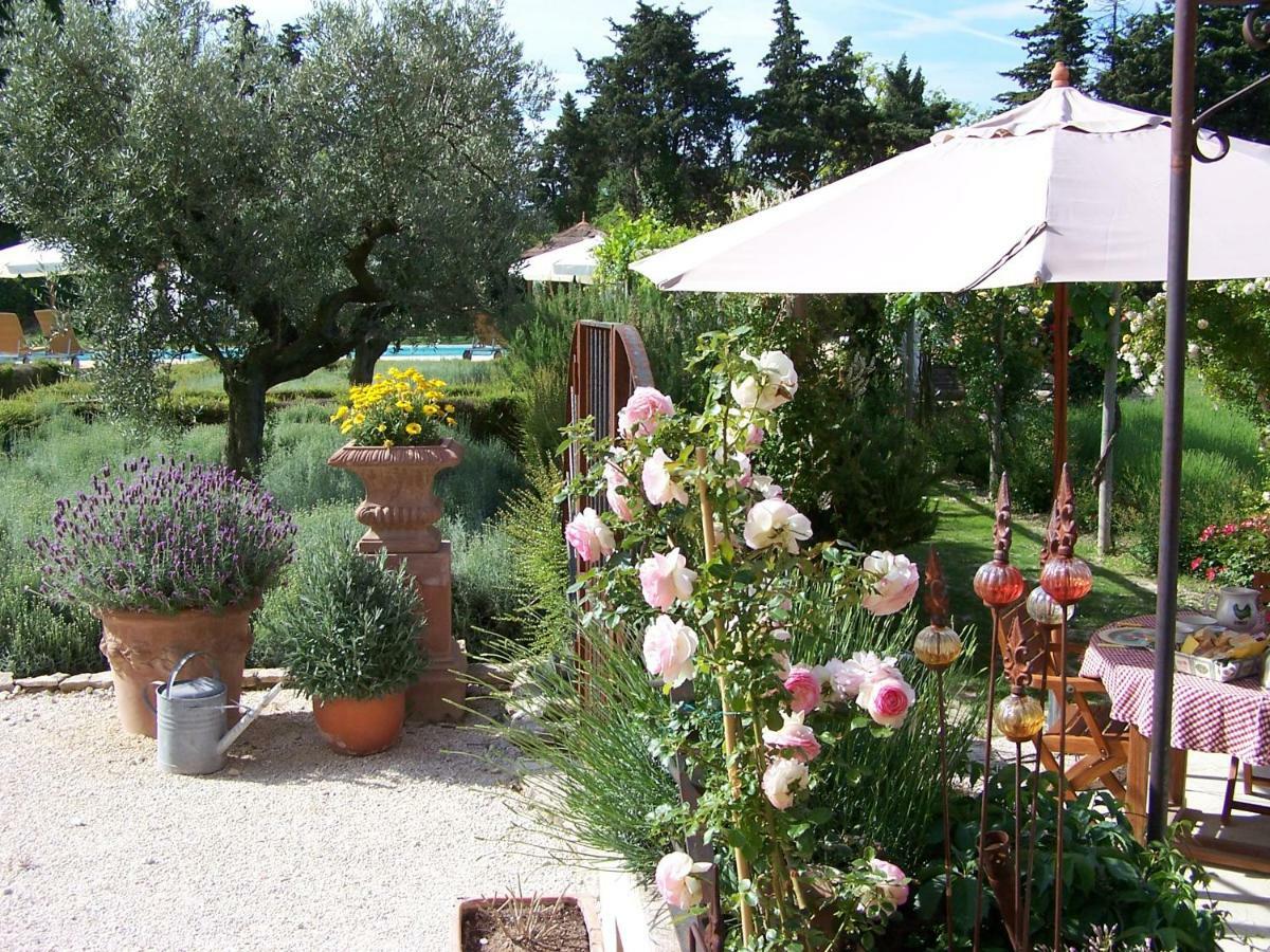 Bed and Breakfast La Capucine Lagnes Екстер'єр фото