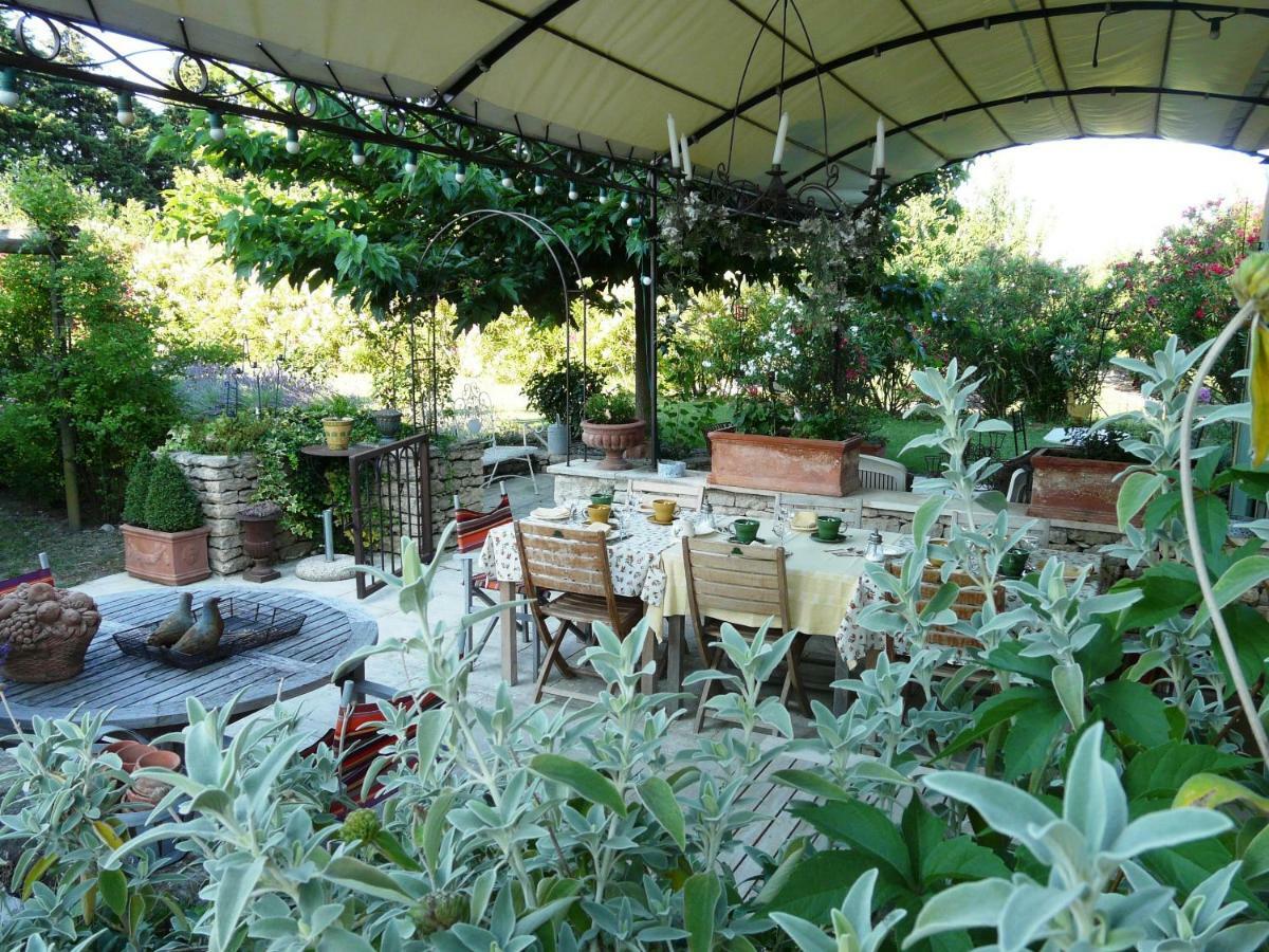 Bed and Breakfast La Capucine Lagnes Екстер'єр фото
